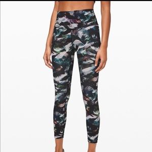 Wunder Under High Rise Tight 25” full-on Luxtreme